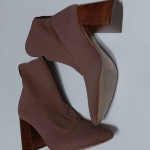 STEVEN NEW YORK Women's Brown Pointed Toe Block Heel Sock Ankle Bootie Size 7